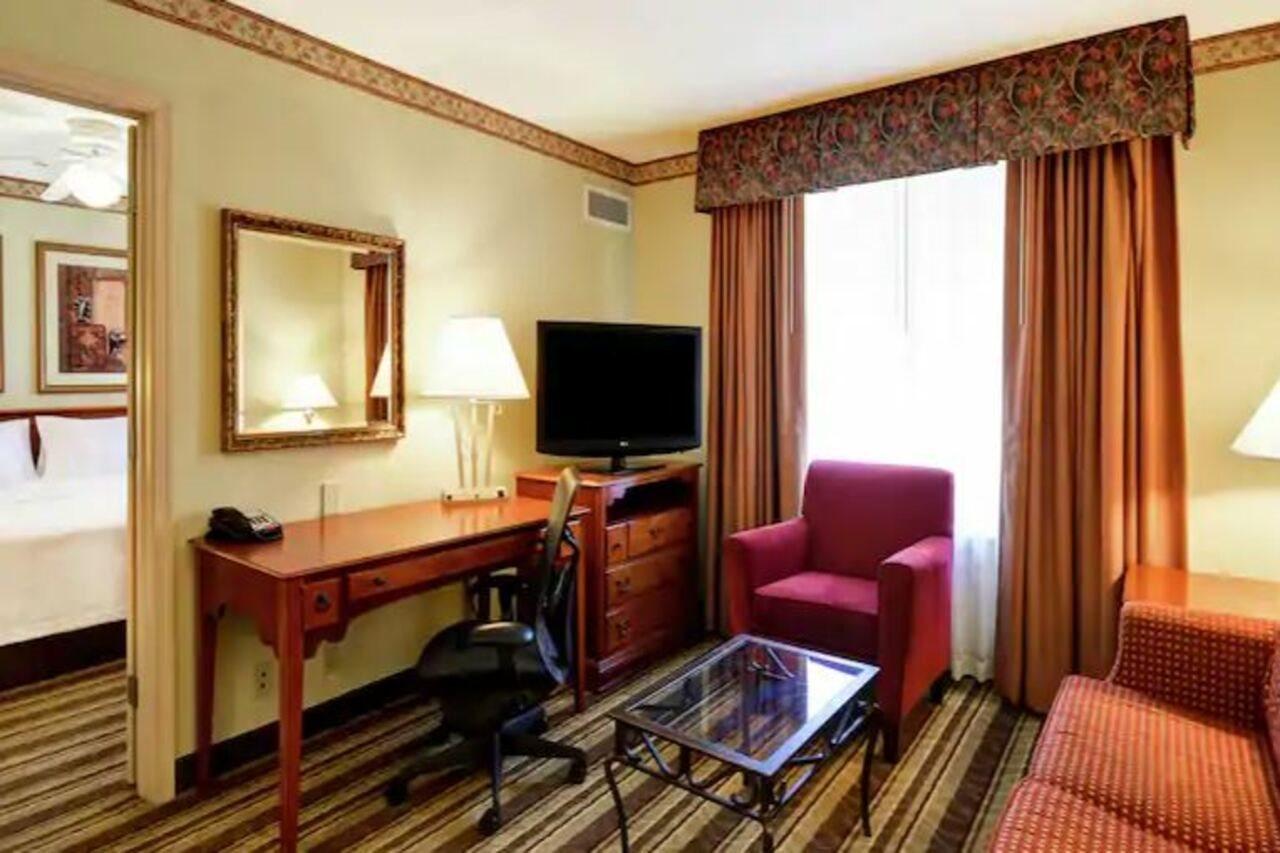 Homewood Suites By Hilton Честер Екстер'єр фото
