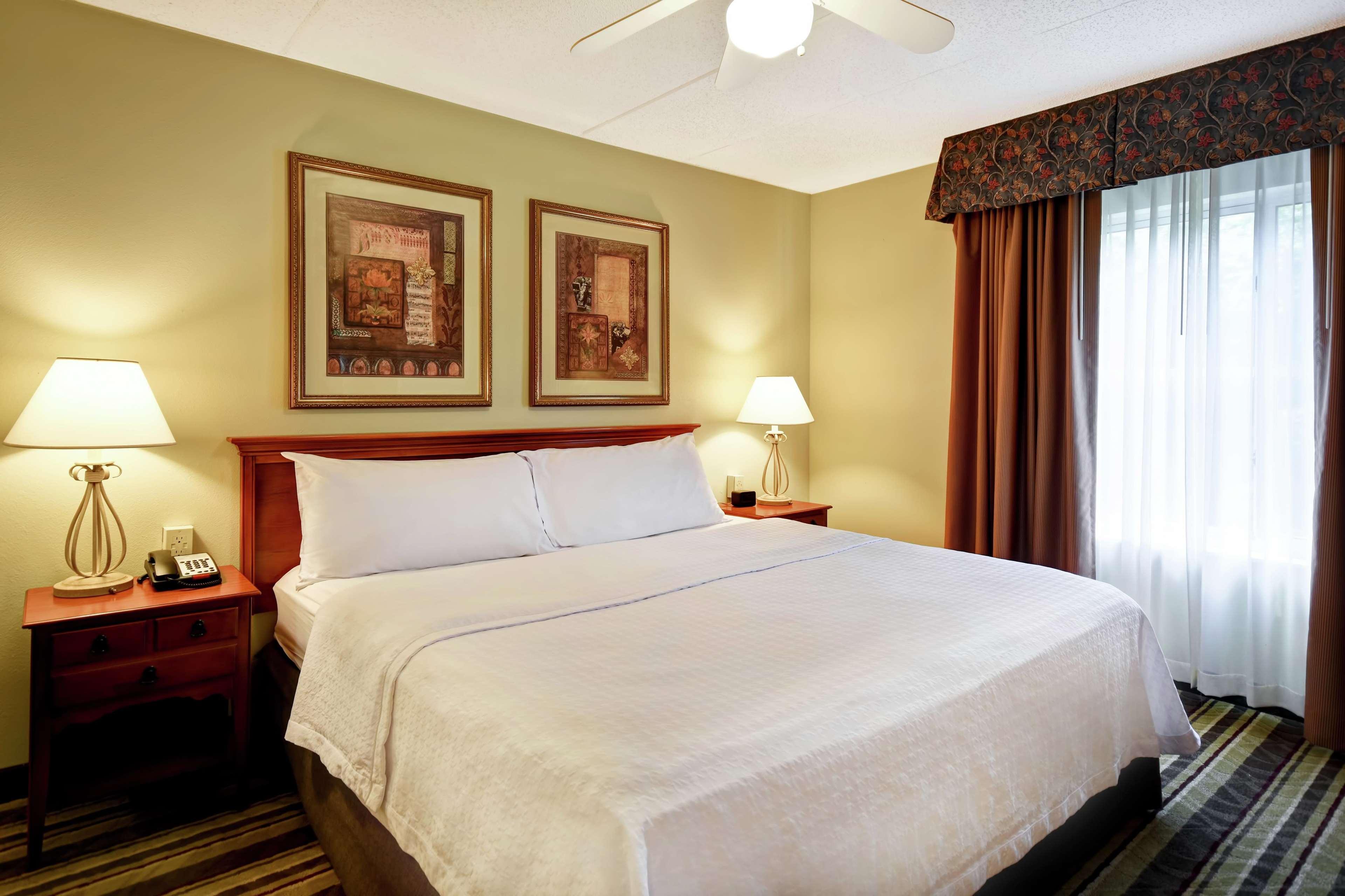 Homewood Suites By Hilton Честер Екстер'єр фото