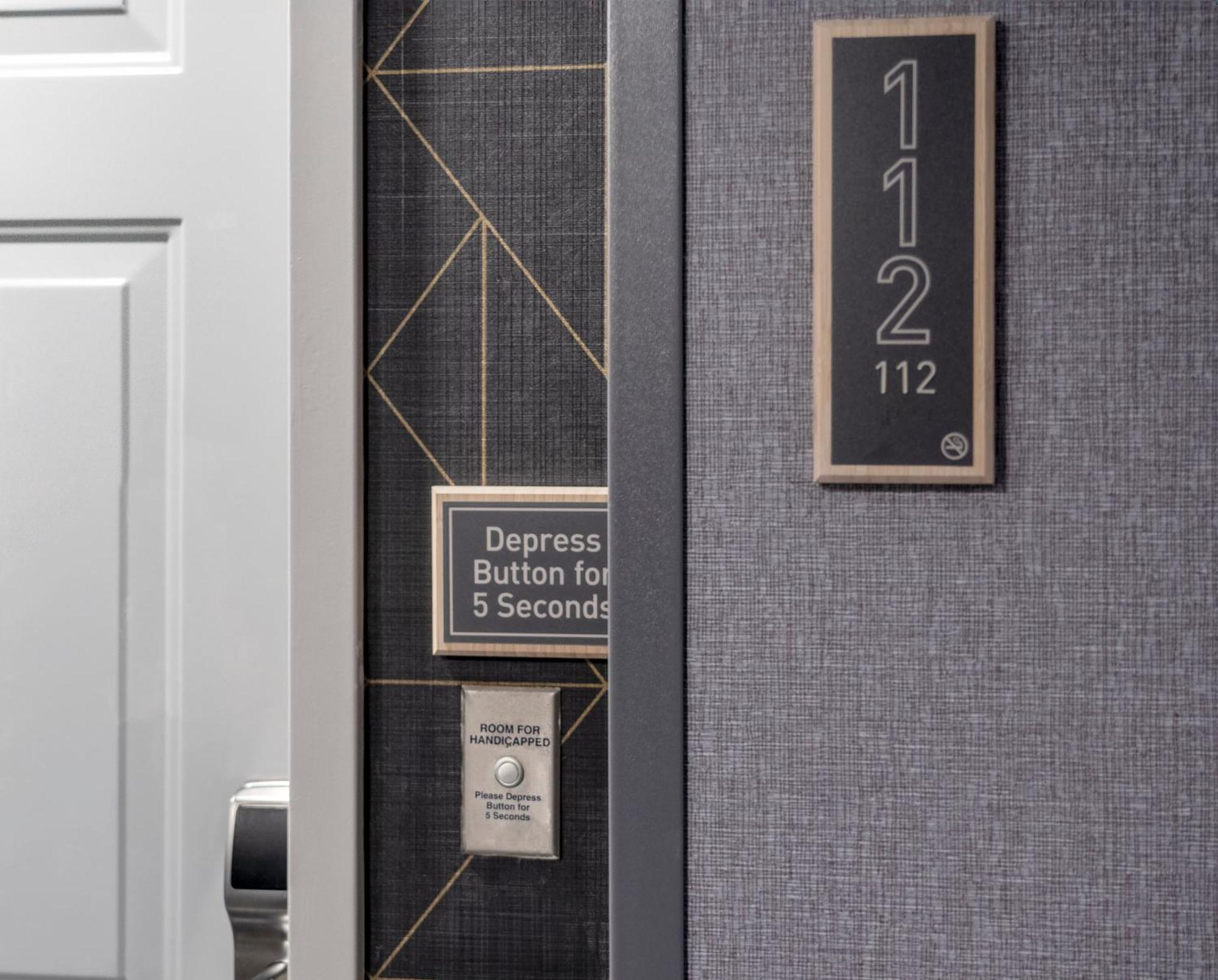 Homewood Suites By Hilton Честер Екстер'єр фото